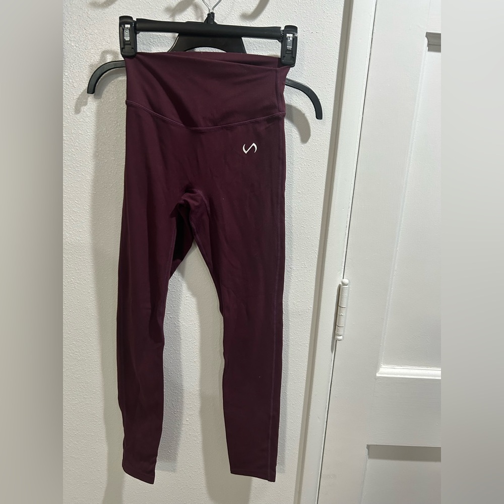 TLF size S Leggings